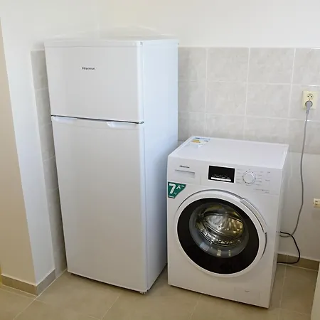 Aparman Hr&hr Apartment